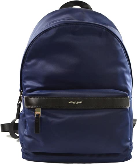 michael kors backpack fit laptop